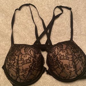 Victoria Secret Bombshell Black lace bra (Like new)